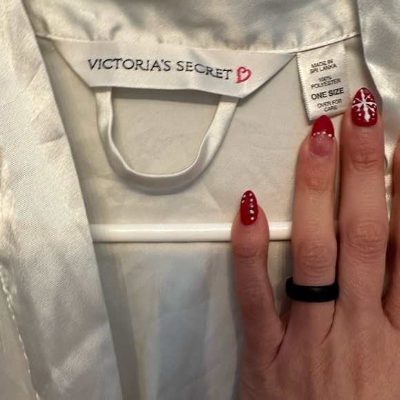 Victoria's Secret White Satin Robe w/ Original Tie One Size - Picture 2 of 7